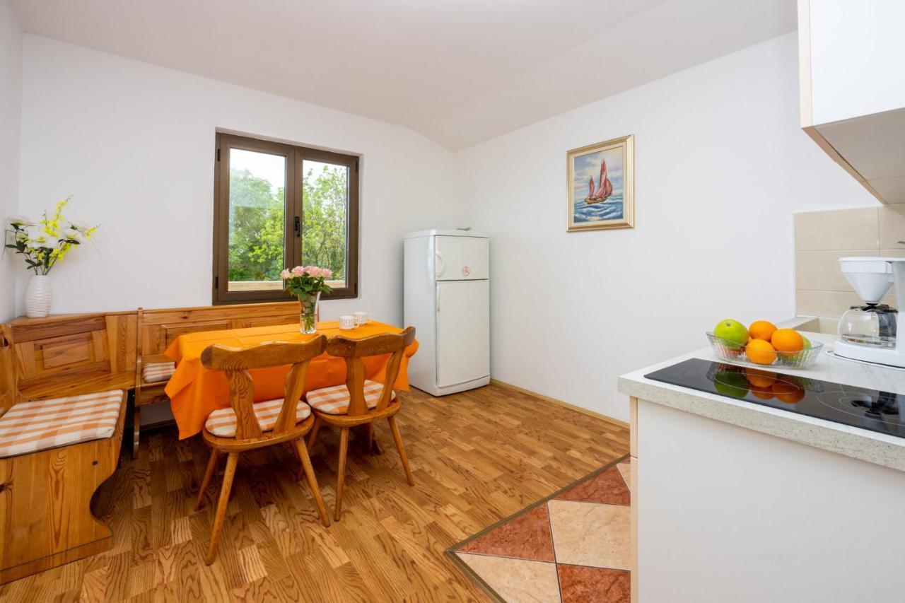 Pavica Apartment Dramalj Exterior photo